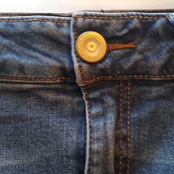 Alloy blue jeans black and white floral design - Picture 5 of 9